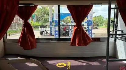 Rajveer Tours and Travels Bus-Seats Image