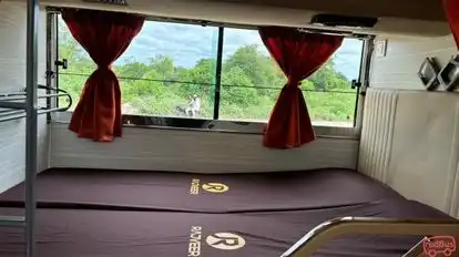 Rajveer Tours and Travels Bus-Seats Image