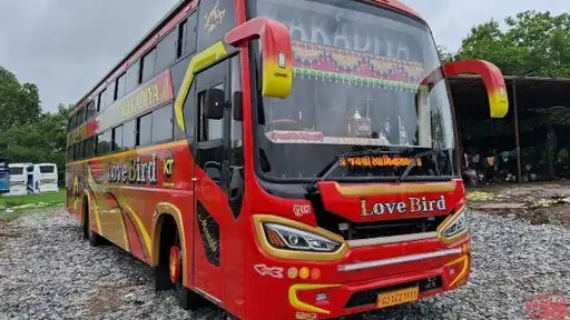 Kakadiya Travels Bus-Front Image