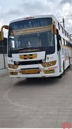 Kakadiya Travels Bus-Front Image