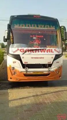 Garhwal Travels  Bus-Front Image