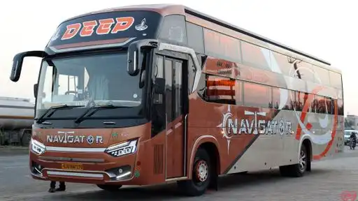 New Deep Travels Bus-Front Image