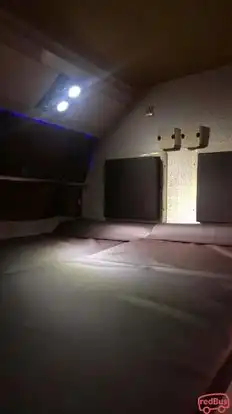 RATHORE TRAVELS AGENCY Bus-Amenities Image