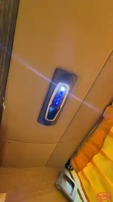 GOLDEN POWER TRAVELS Bus-Amenities Image