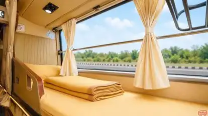GOLDEN POWER TRAVELS Bus-Seats Image