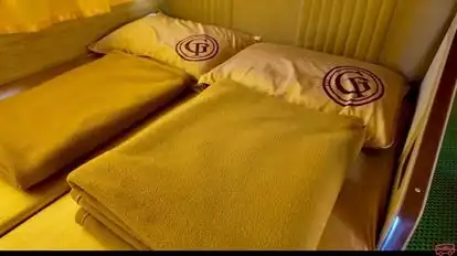 GOLDEN POWER TRAVELS Bus-Seats Image