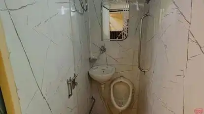 Shree Ghateshwari Mewada Travels  Bus-Amenities Image