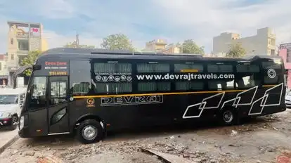 Devraj Travels Bus-Front Image