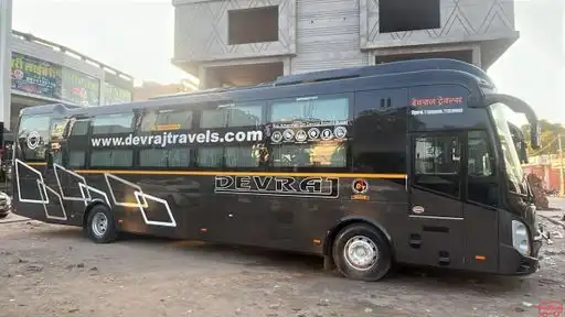 Devraj Travels Bus-Front Image