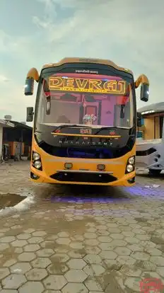 Devraj Travels Bus-Front Image