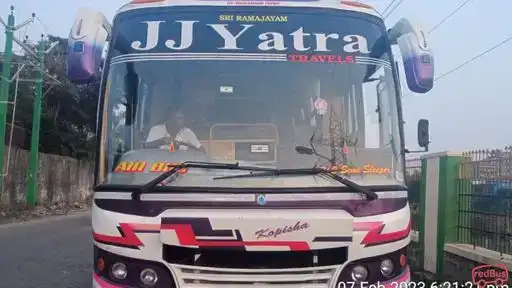 J J YATRA  Bus-Front Image