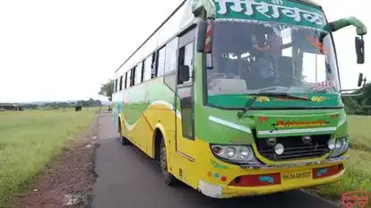 SHREE GIRAVAL TRAVELS Bus-Front Image