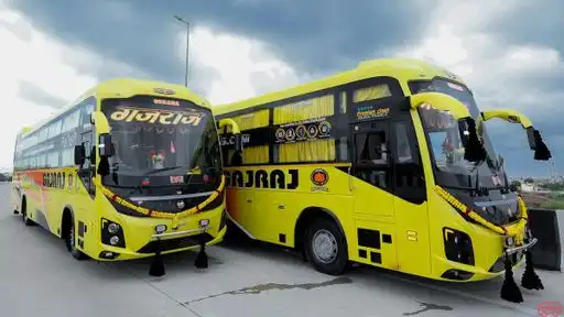 SHREE GAJRAJ Travels Bus-Front Image