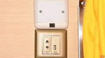 Senthur  velan Travels Bus-Amenities Image