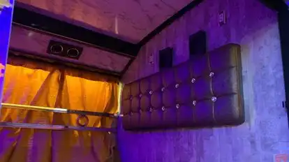 Sri Dev Gurjar travels Bus-Amenities Image