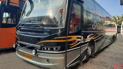 National Travel Bus-Front Image