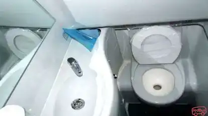 Viraj Travels Bus-Amenities Image