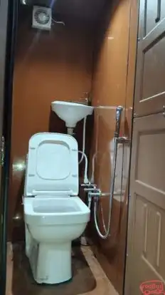 Vijay Travels Kota Bus-Amenities Image