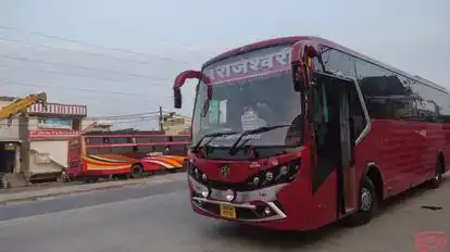 New Rajeshwari  Bus-Front Image