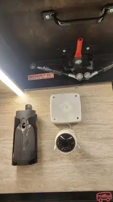 SL Travels Bus-Amenities Image