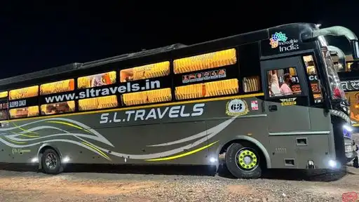 SL Travels Bus-Front Image