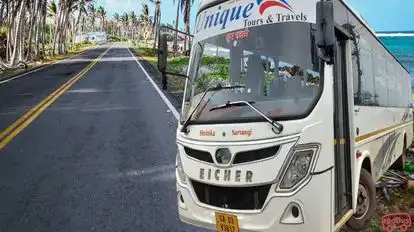 UNIQUE TOURS AND TRAVELS Bus-Front Image