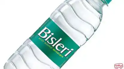 UNIQUE TOURS AND TRAVELS Bus-Amenities Image