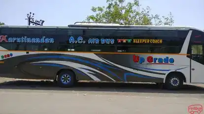 MARUTI NANDAN TRAVELS Bus-Side Image