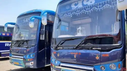 Vraj Travels Bus-Front Image