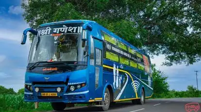 Vighnaharta Tours And Travels Bus-Side Image