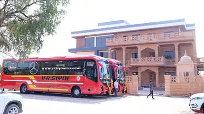 Shre Ganesh Travels (VR SIYOL) Bus-Side Image