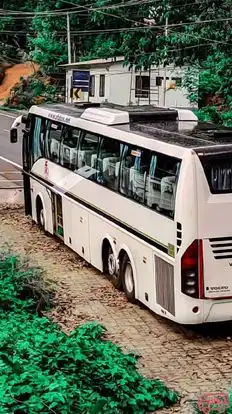 UFO Bus Bus-Side Image