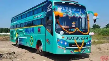 Yadav Travels Bus-Side Image
