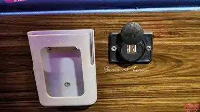 GURUNANAK TRAVELS Bus-Amenities Image