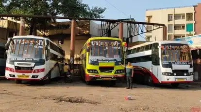 Vijayshree Mahdev Travels  Bus-Front Image