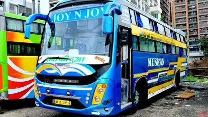 MUSKAN TRAVELS Bus-Side Image