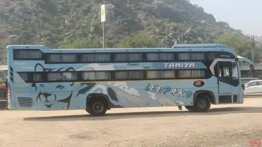Taniya Travels Bus-Front Image