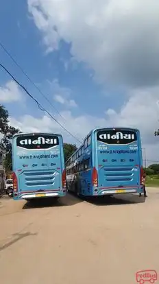Taniya Travels Bus-Front Image