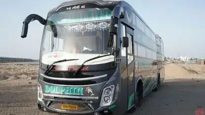 JAY TRAVELS Bus-Front Image