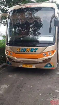 JK travels Bus-Front Image