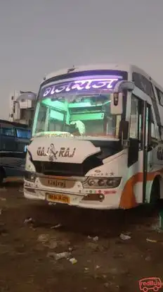 Gajraj Travals Bus-Front Image