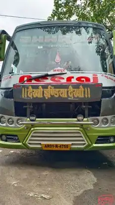 SHRI SOLANKI TRAVELS Bus-Front Image