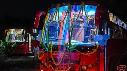 Dharmashree Travels Bus-Front Image