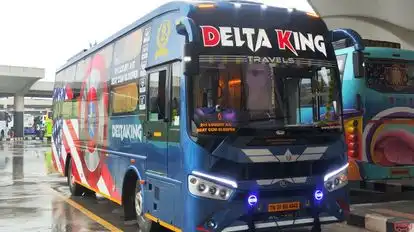 DELTAKING TRAVELS Bus-Front Image