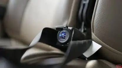NueGo Bus-Amenities Image