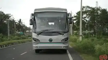 NueGo Bus-Front Image