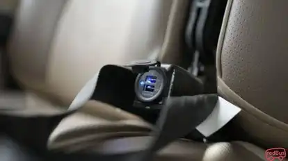 NueGo Bus-Amenities Image