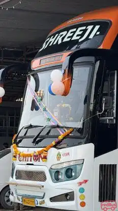 Shreeji Travels Bus-Front Image