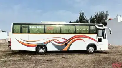 Gurukrupa Travels Bus-Side Image