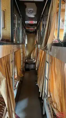 Gurukrupa Travels Bus-Front Image